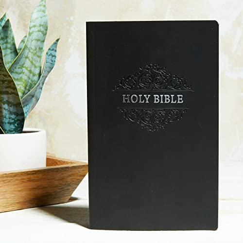 KJV, Holy Bible, Soft Touch Edition, Leathersoft, Black, Comfort Print: Holy Bible, King James Version