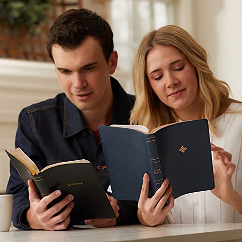 NKJV, Thinline Bible, Leathersoft, Navy, Red Letter, Comfort Print: Holy Bible, New King James Version