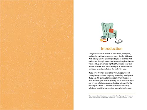 A Year of Us: A Couple's Journal: One Question a Day to Spark Fun and Meaningful Conversations (Question a Day Couple's Journal)