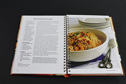 Wok Cooking Made Easy: Delicious Meals in Minutes [Wok Cookbook, Over 60 Recipes] (Learn To Cook Series)