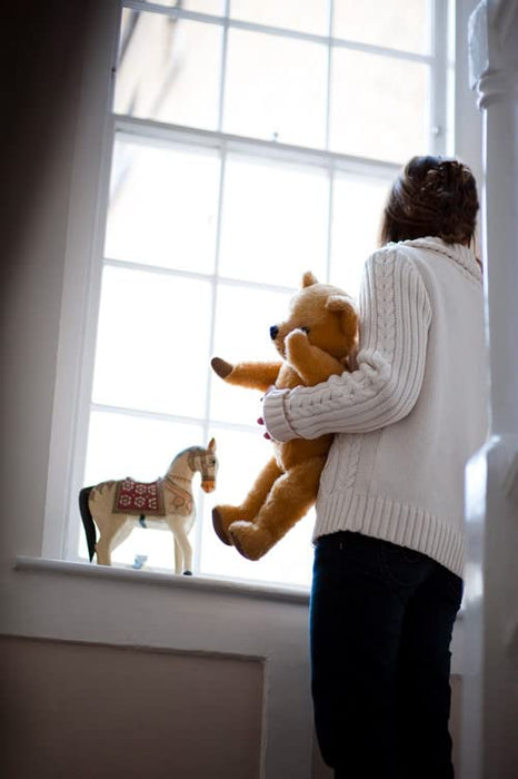 Happy Kids: The Secrets to Raising Well-Behaved, Contented Children