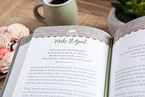 For I Know the Plans (Morning & Evening Devotional) (Faux Leather) – Encouraging Daily Devotions, Perfect Gift for Birthdays, Holidays, and More (Morning & Evening Devotionals)