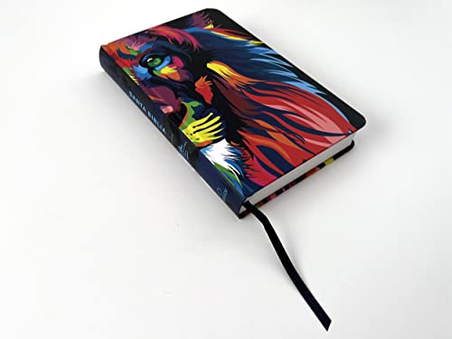 Biblia RVR 1960 letra grande, tamaño manual, tapa dura León de Juda arcoíris / S panish Bible RVR 1960 Handy Size Large Print Hardcover Rainbow Lion of Judah