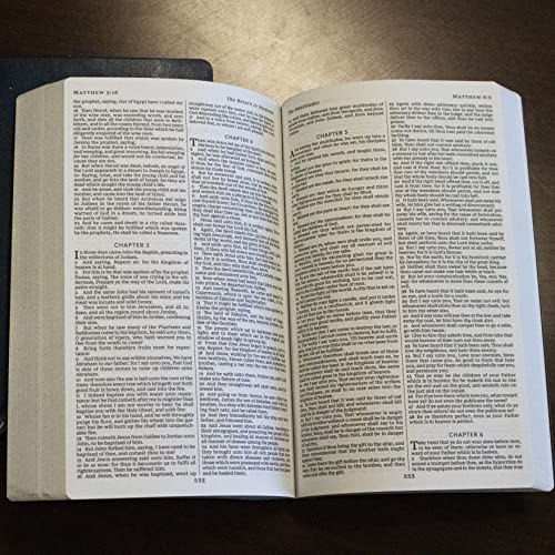 KJV, Holy Bible, Soft Touch Edition, Leathersoft, Black, Comfort Print: Holy Bible, King James Version