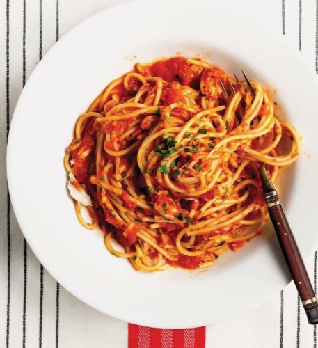 Saveur: The New Comfort Food - Home Cooking from Around the World