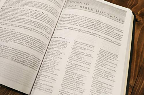 The NASB, MacArthur Study Bible, Large Print, Bonded Leather, Black, Thumb Indexed: Holy Bible, New American Standard Bible