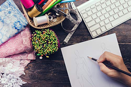 Fashion Sketchbook Figure Template: 430 Large Female Figure Template for Easily Sketching Your Fashion Design Styles and Building Your Portfolio (Fashion Sketchbook with Female Figure Template)