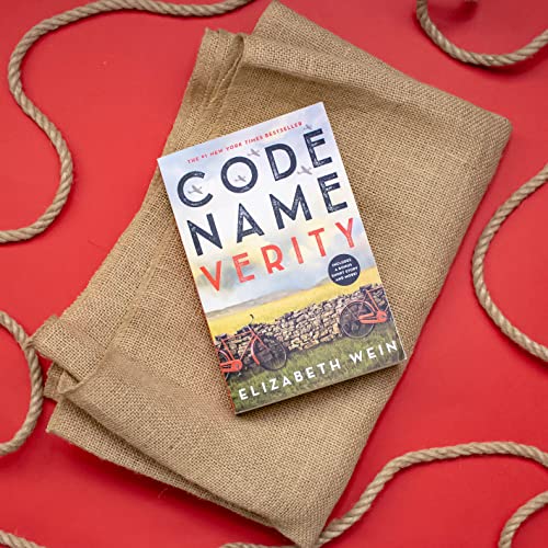 Code Name Verity (Anniversary Edition)
