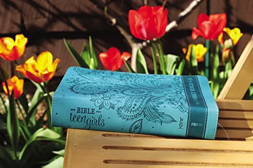 NIV, Bible for Teen Girls, Leathersoft, Blue, Thumb Indexed Tabs: Growing in Faith, Hope, and Love