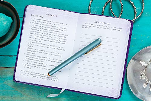 31 Decrees of Blessing for Women (Imitation Leather) – Beautiful Book of Empowering Activations, Scripture, and Devotionals for Women, Perfect Gift for Mother’s Day, Birthday, and Holidays