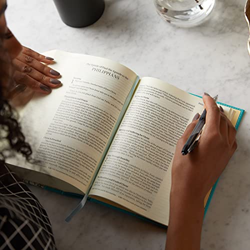 NKJV, Journal the Word Bible, Large Print, Cloth over Board, Blue Floral, Red Letter: Reflect, Journal, or Create Art Next to Your Favorite Verses